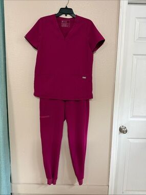 Figs Technical Collection Scrub Set